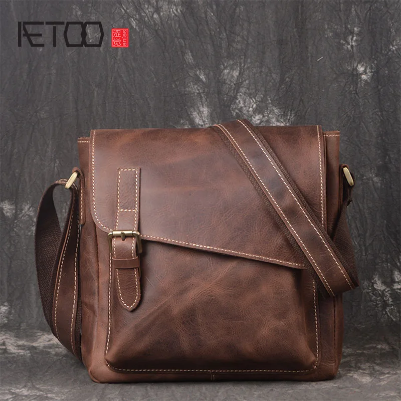 

AETOO New first layer of leather men's casual lady crazy horse leather Messenger bag vertical section manual package