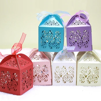 

100pcs/lot Love tree Vine Laser Cut Hollow Carriage Favors Boxes Wedding Party Favor Candy Box With Ribbon Can be Customize Text