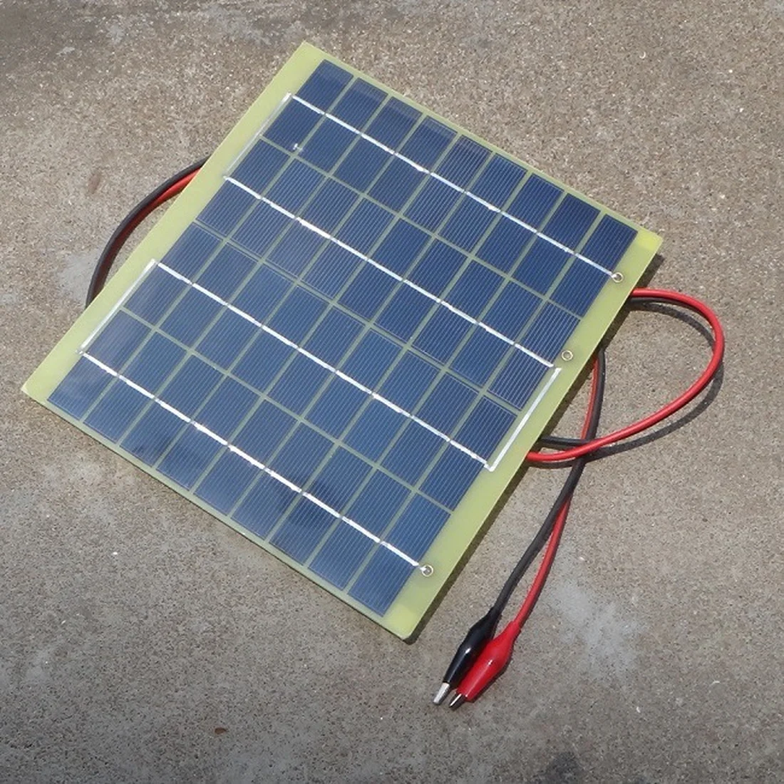 

SOPATiO 1 Pcs 5 W 18V Solar Panel for Battery Charging 12V Polysilicon Solar Cells Power Charging Board DIY Solar System Kit