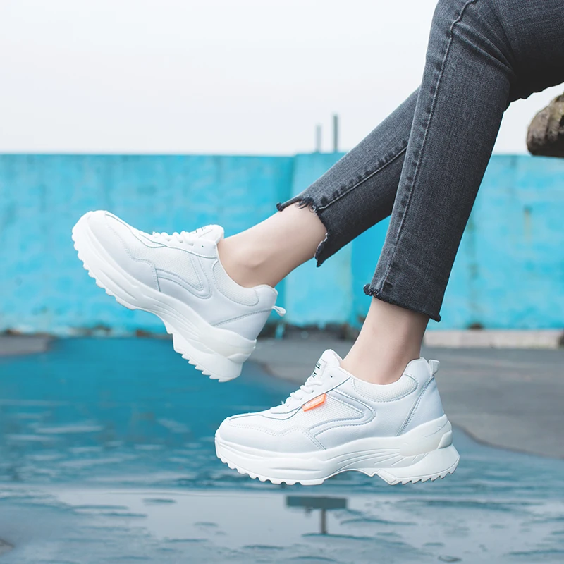 

2019 Women Shoes Sneakers Thick Sole Walking Shoes Women Sneakers White Beige Girls Trainers High Increase Sports Shoes