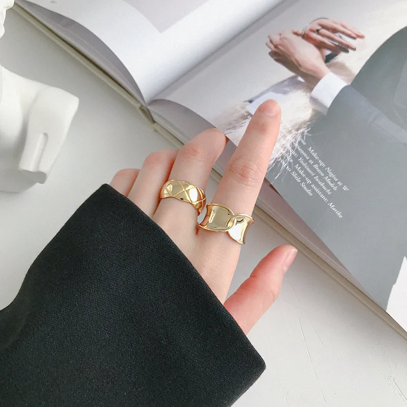 

Silvology 925 Weave Interweave Glossy Rings Wide Face 925 Sterling Silver Creative Texture Japan Female Rings Elegant Jewelry