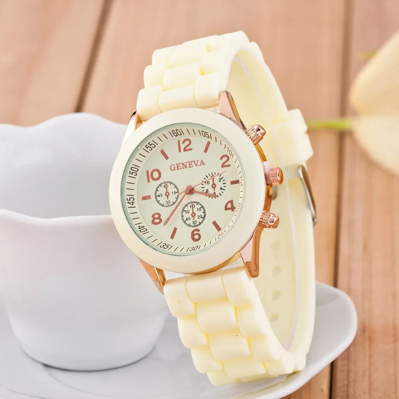 Beige Роскошный бренд Силиконовые кварцевые часы для женщин мужчин Дамская мода браслет наручные часы relogio feminino masculino часы - Цвет: Beige