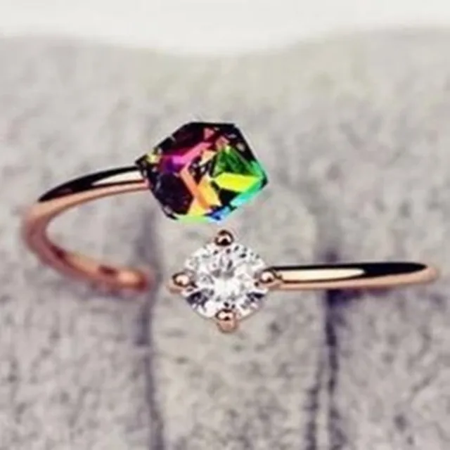 Korean version of the retro jewelry zircon rose gold ring Stainless Steel Rings Korean version of the retro jewelry zircon rose gold ring Stainless Steel Rings