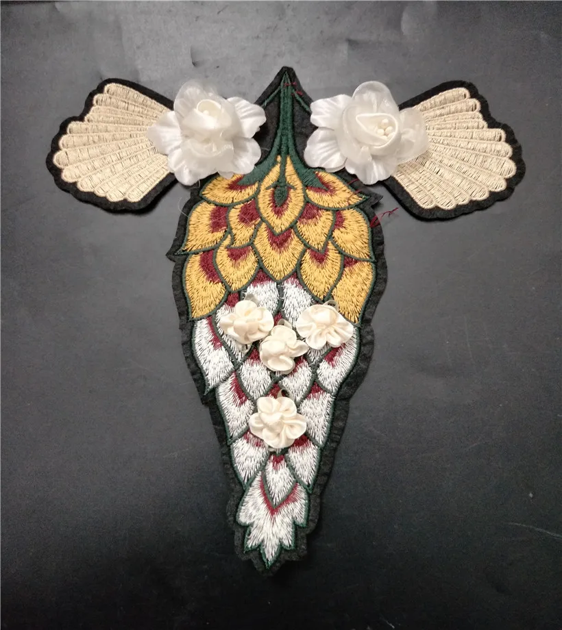 

big Flower Embroidered parches bordados para ropa flores,beatiful sew on decoration patches for clothing embroidered brooch diy