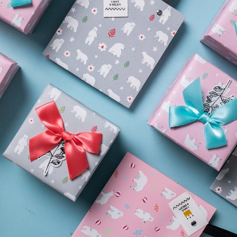 

Lovely Square Cover Fresh Small Size Gift Paper Carton Box 10*10*8cm