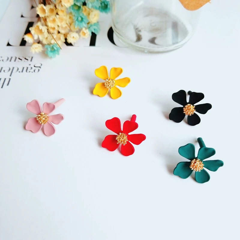 

Japan and South Korea DIY handmade accessories alloy baking paint fresh sweet flowers ear Pin Earring Earrings material