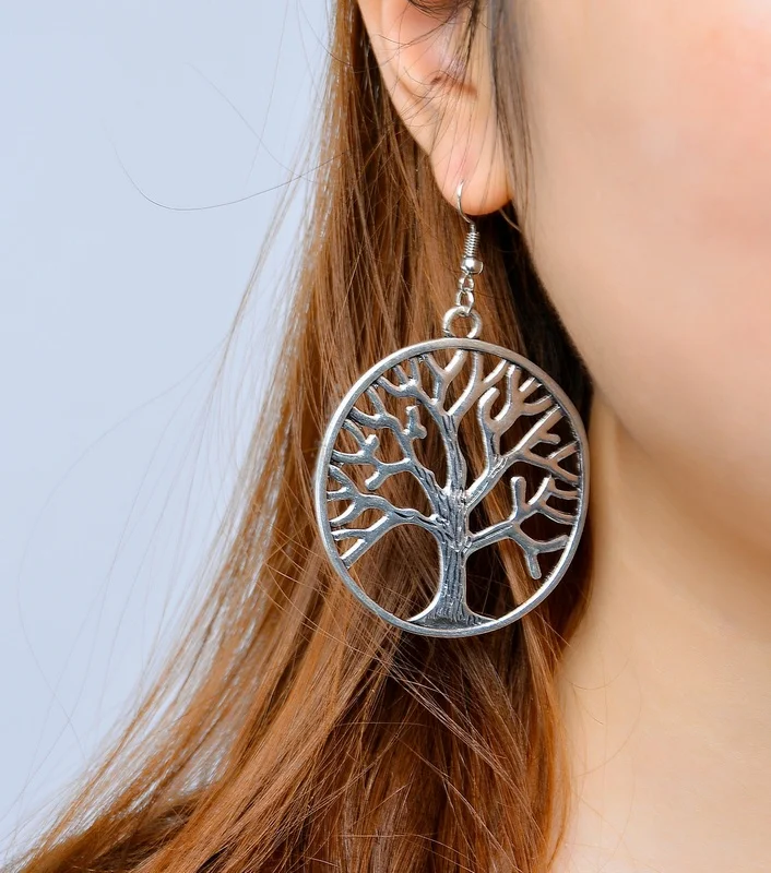 

Pop Creative Individuality Tree of Life Earrings Simple Alloy Earrings for Women Jewelry Girls Gift