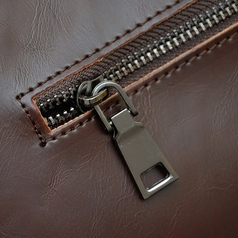 2594797022_1448623844