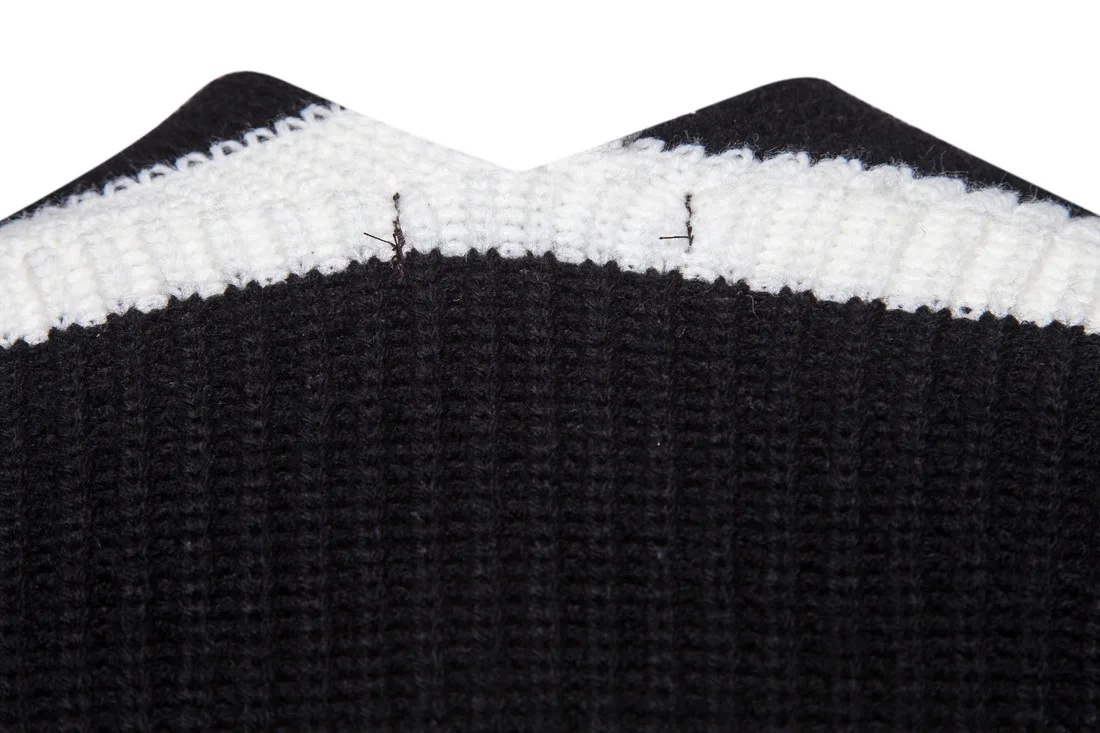 18 в осень мужской подбора цвета кардиган костюм мужской одежды в Европе и Черный и белый цвета полосатый свитер свитер