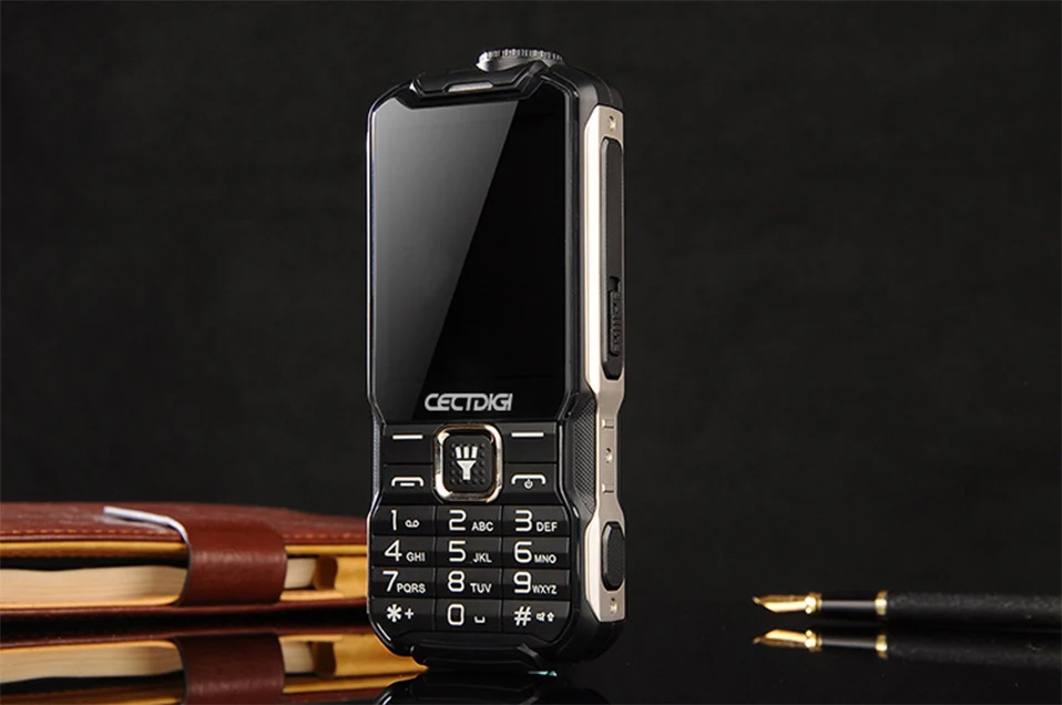 CECTDIGI T9900 открытый 2G функция телефона противоударный cep telefonu 2,8 ''GSM задняя камера FM громкий динамик телефон Celular 15800mAh