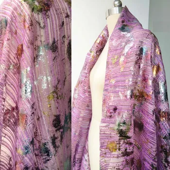 

Designer's Fabric Drawing Flash Texture Creative Clothing with Vertical Stripe Retro-bronzing Seven-color Membrane Membrane Yarn