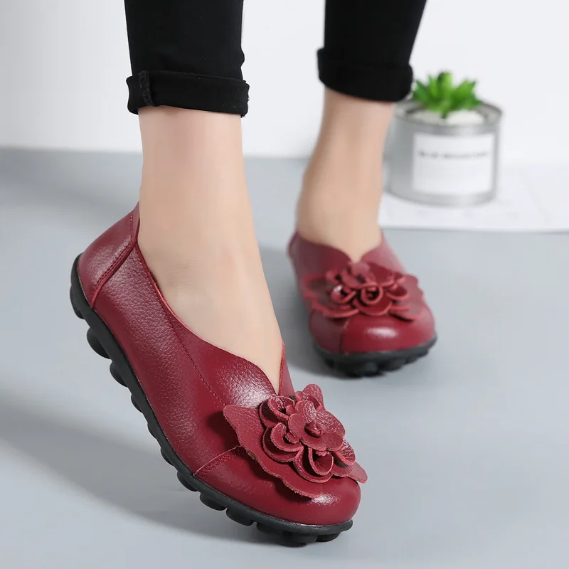 Женская обувь; Новинка года; обувь из натуральной кожи без застежки с цветочным принтом; Женская однотонная обувь на плоской подошве; лоферы с удобной подошвой - Цвет: Wine Red