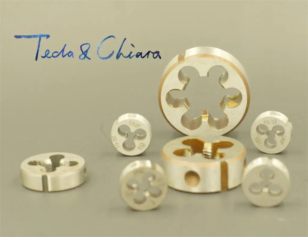 

10Pcs M18 x 0.75mm 1mm 1.25mm 1.5mm 1.75mm 2mm 2.5mm Metric Right Hand Die Threading Tools Mold Machining * 1 1.25 1.5 2 2.5