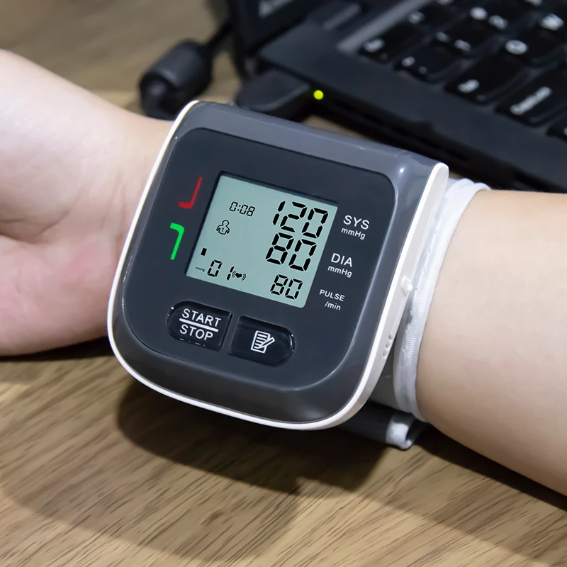 Тонометр arm sphygmomanometer. Тонометр на пульс. Б велл тонометр на запястье wa 88. Wrist blood pressure тонометр. Измерение артериального давления запястным тонометром.