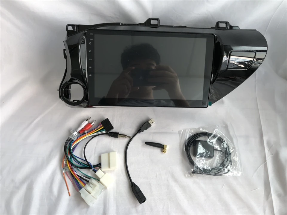 Flash Deal Octa core Android 9.0 Auto Car DVD video Player radio audio stereo music tape gps glonass for Toyota Hilux 2016+ rds dab mirror 24