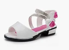 QGXSSHI/новинка года; Летняя детская обувь в Корейском стиле; Сияющий бриллиант; Детские пляжные сандалии с бантом; обувь принцессы для девочек - Цвет: Белый