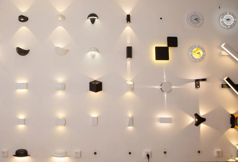 WECUS) современный минималистичный светодиодный алюминиевый прикроватный настенный светильник для комнаты и ванной комнаты(IP55) креативный настенный светильник для прохода в новом стиле