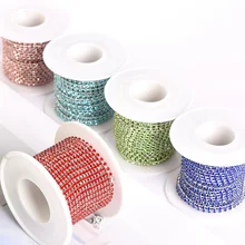 10 metri SS6 2 millimetri Colorato Cucire Sulla Catena Della Tazza del Rhinestone Con Base In Argento di Cristallo di Vetro Catena Della Tazza del Rhinestone Per indumento B3787