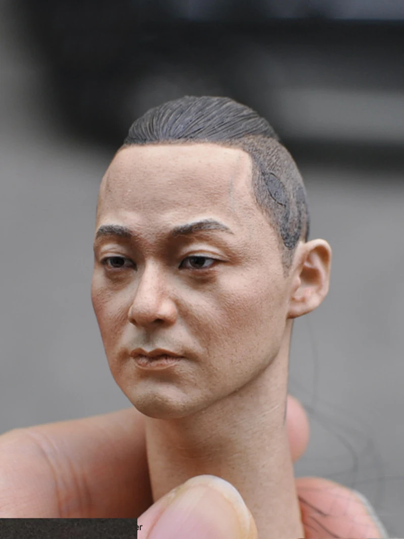 1/6 Men's Head KUMIK18 9 for 12 Inches Male Bodies Figuresin Action