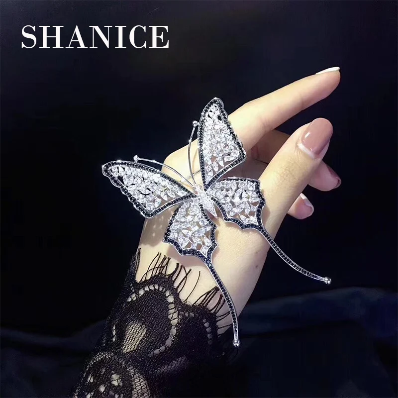 Goedkoop SHANICE 75mm Exquisite Top Merk Vlinder Broches Pins Voor Vrouwen Rhinestone Crystal Hijab Pins En Broches colares Broch