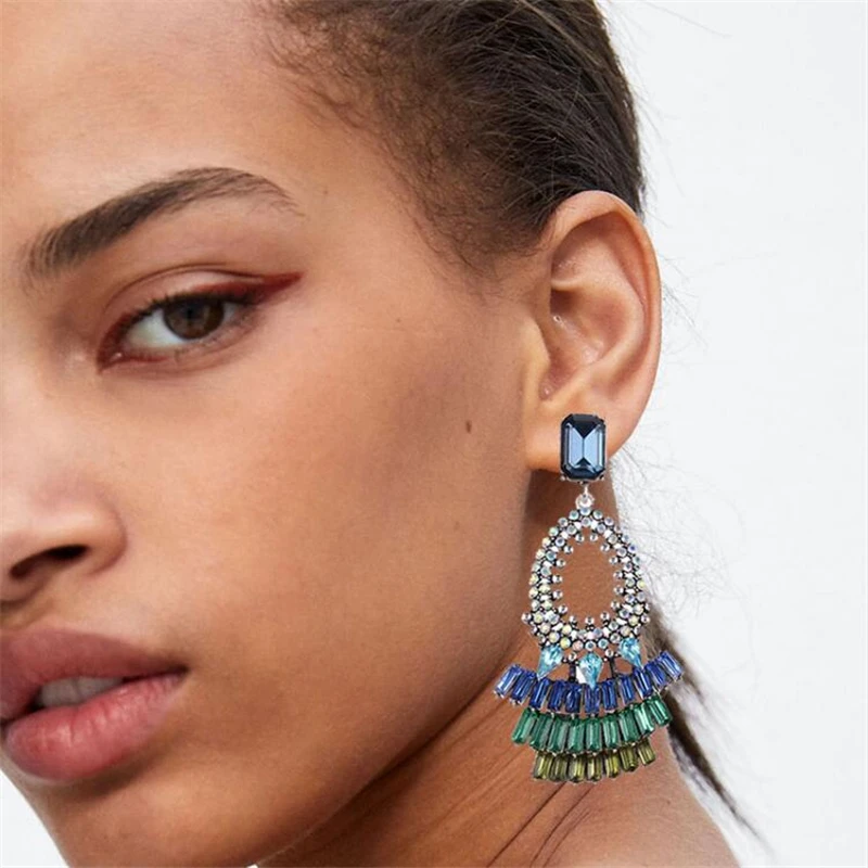 

Junlead Wholesale New Luxury Fancy Geometric Pendant Earrings Crystal Jewelry Boho Statement Dangle Earring For Women Party 2018