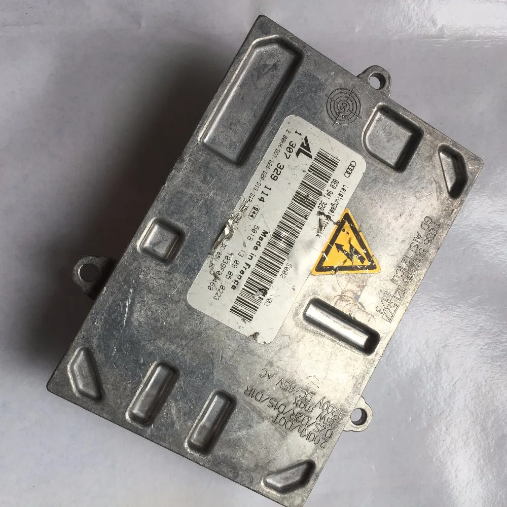 Used original Xenon Headlight Ballast 4pin Control Module 8E0 941 329