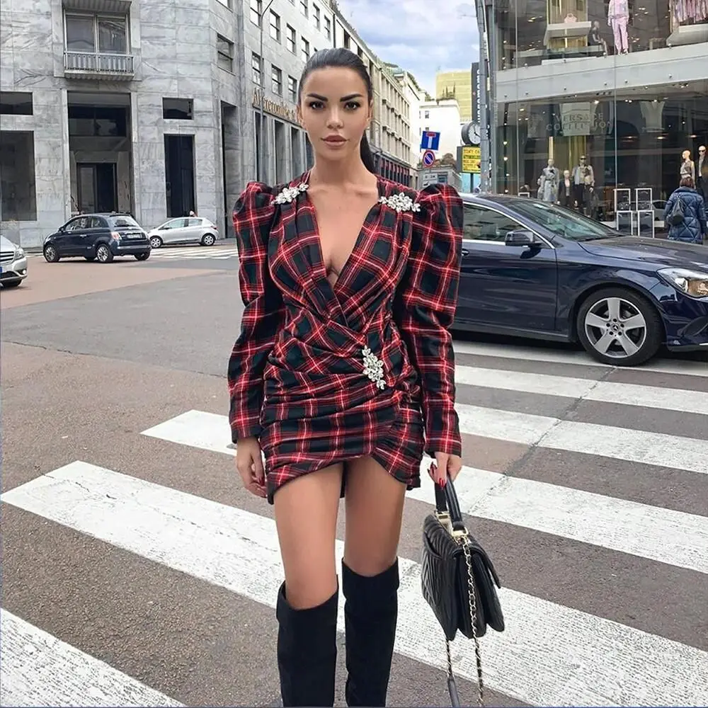 

2019 New Elegant Palid Long Sleeve V NAeck Sexy Diamond Wine Red Summer Celebrity Night Mini Clubwear Fashion Vestidos Festa