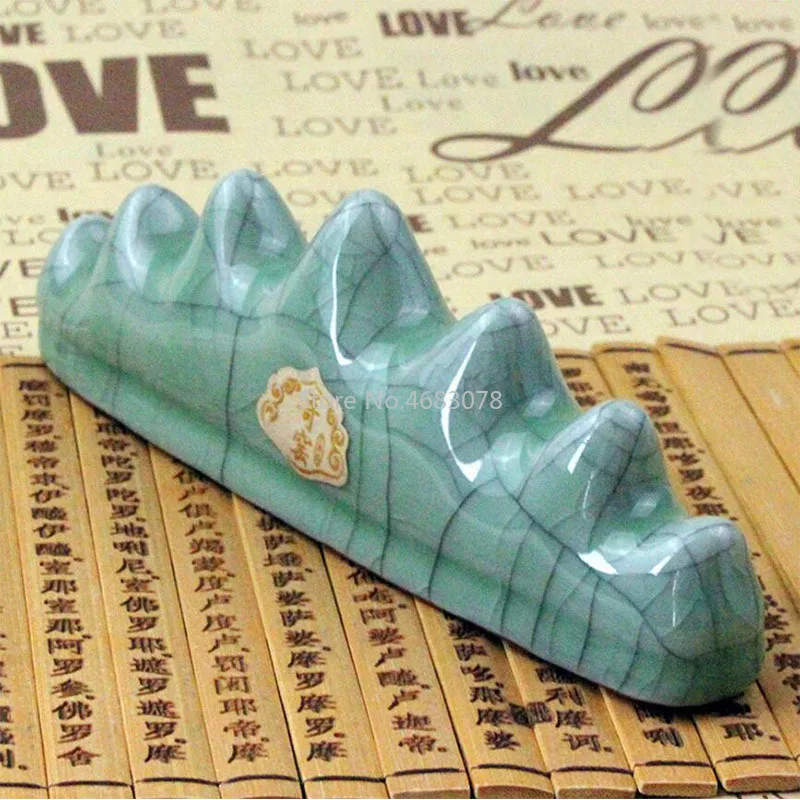 

1Pcs Jingdezhen Green Ceramic Ice Cracked Penholder Special student supplies for brush calligraphy 17.5x3cm