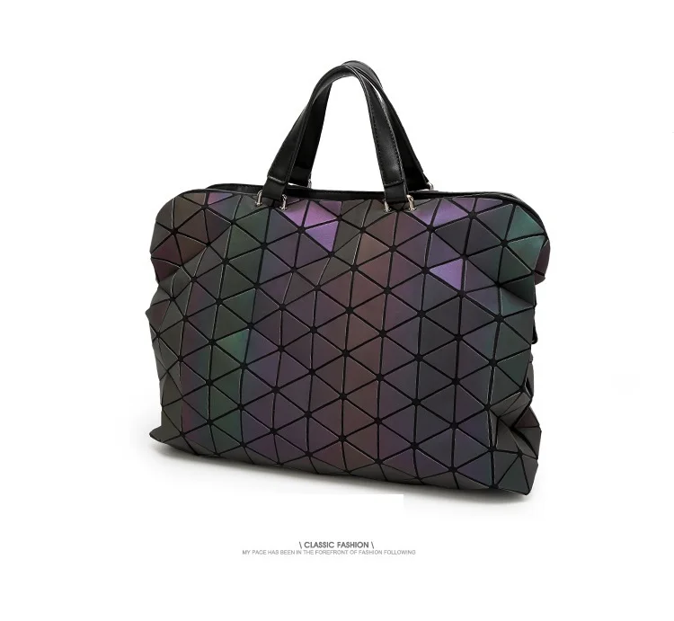 Kopen Maelove Lichtgevende Zak 2020 Geometrische Lattic Diamant Plaid Handtassen Schoudertas Hologram Laser Zilver Drop Shipping