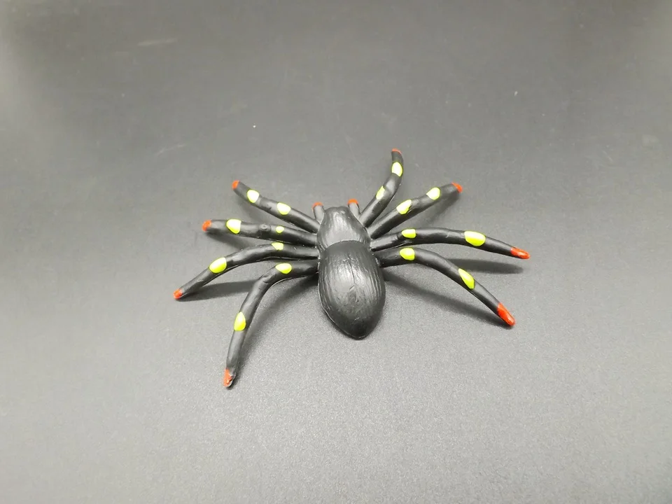 J099 (8)