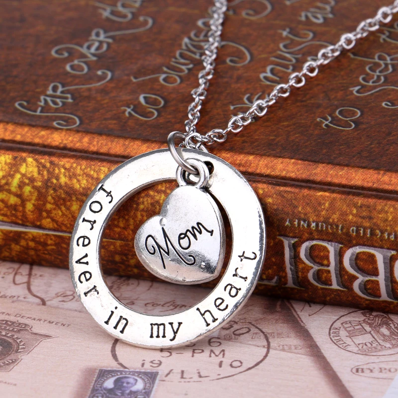 

24PC/Lot Mom Mommy Forever In My Heart Circle Pendant Necklace Love Family Women Warm Charm Jewelry Choker Collar Souvenir Gifts