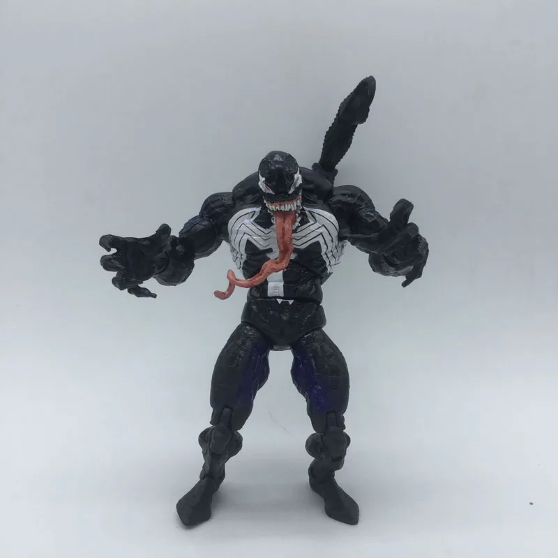 Free Shipping Universe Spiderman Venom PVC Action Figures Loose Toy 6