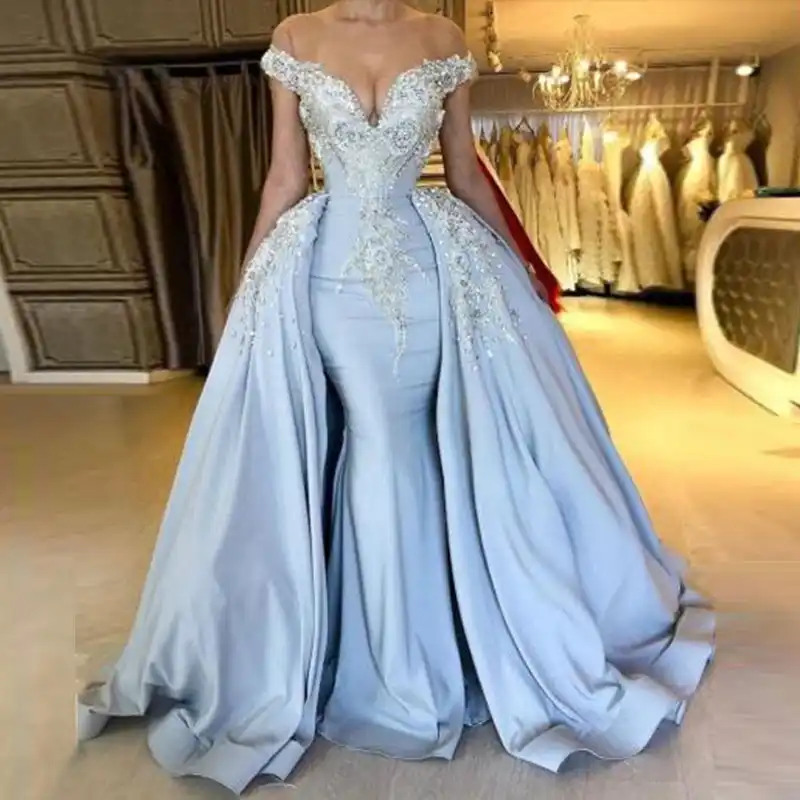 ball gown with detachable train