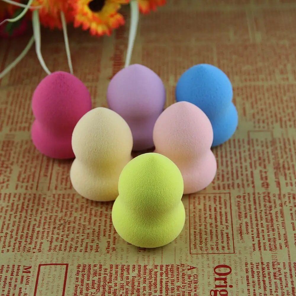  2016 New 1PCS Women makeup Sponge Cosmetic Puff Foundation beauty tools Smooth sponge to make up Powder Puff make up blender 