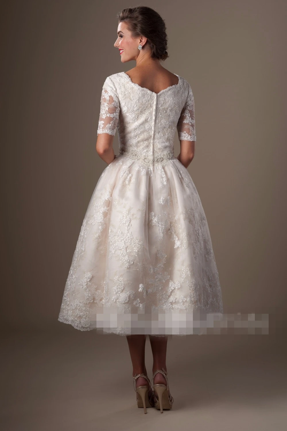 Champagne Vintage Lace Tea Length Modest Wedding Dresses With Half