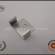 Цена завода индивидуальные штамповка, свяжитесь с металлическим зажимом, небольшие металлические плоские клипы