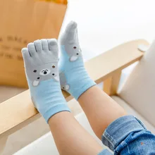 Лидер продаж, 1 пара, Kawaii, детские дышащие мягкие хлопковые носки с пятью пальцами, с рисунком медведя, дизайнерские носки для мальчиков и девочек