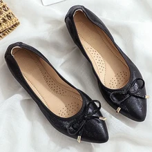 Летние тонкие туфли для медсестры с закрытым носком; женская обувь на плоской подошве; Мягкие Рабочие женские лоферы с острым носком; sy154