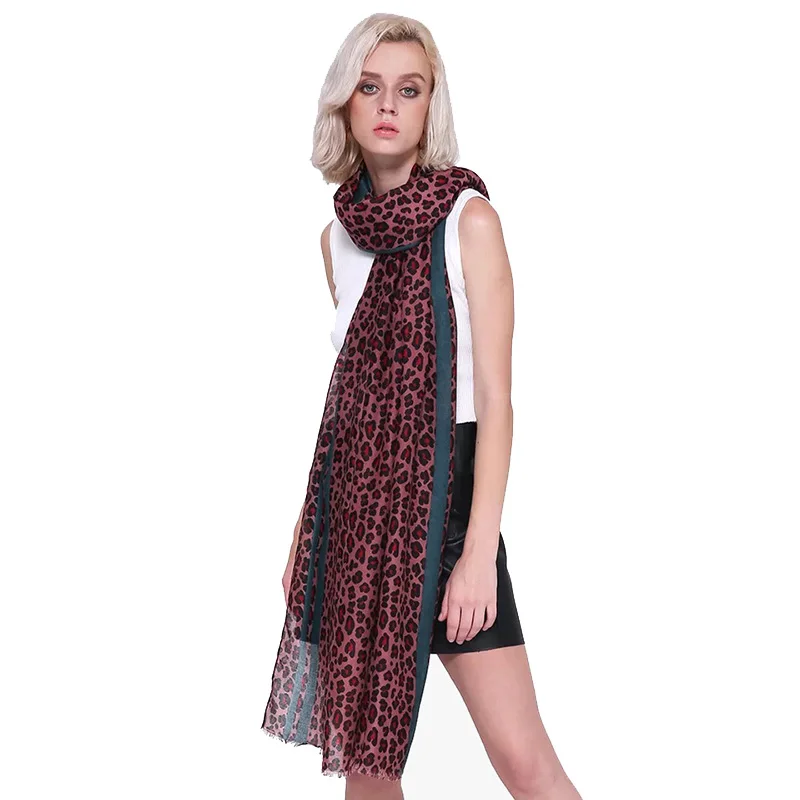 Женские шарфы леопардовая расцветка хлопковый шарф сатиновая шаль хлопка хиджаб с небольшой кисточкой кашемировый шарф-пончо и накидки