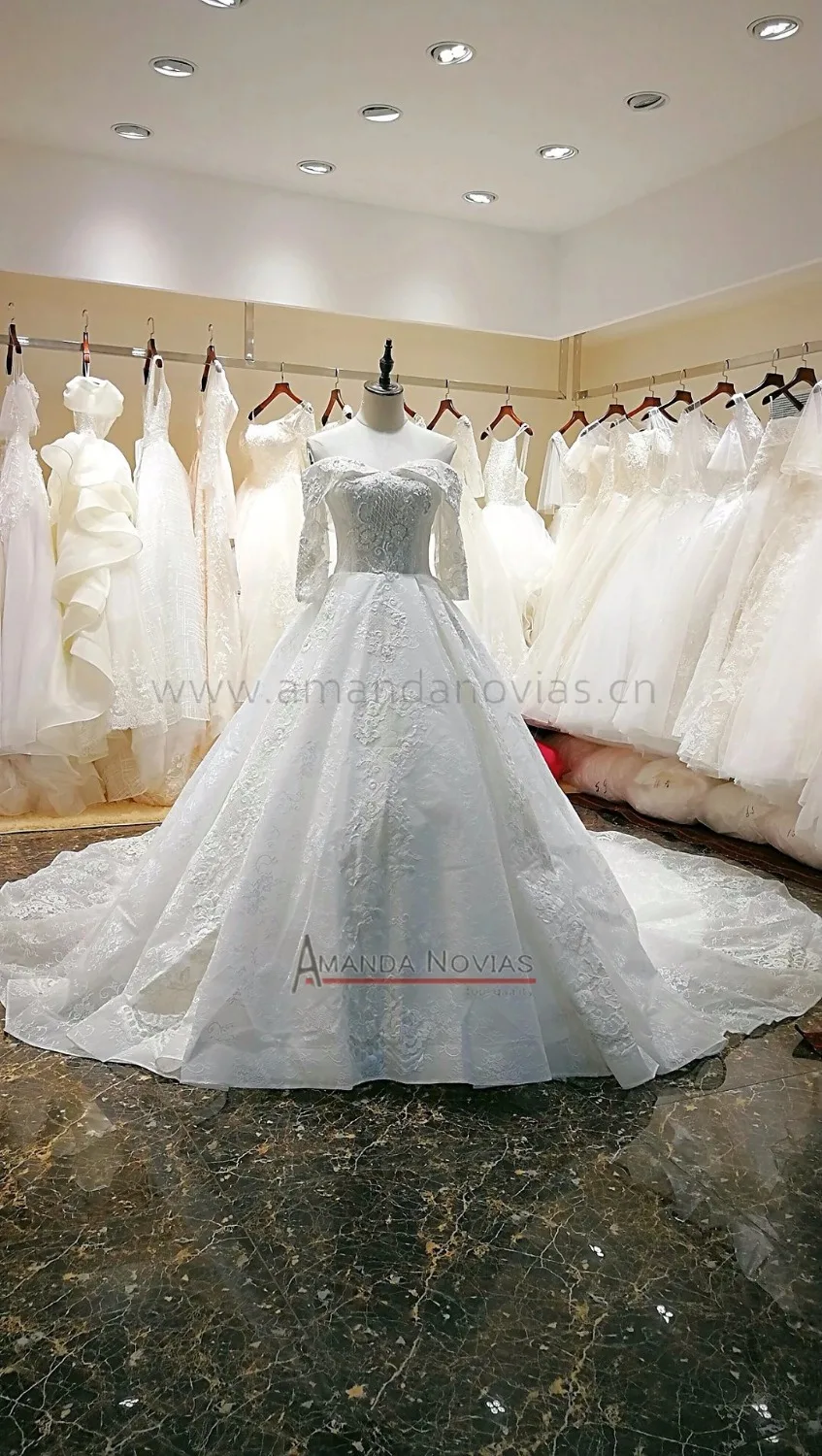 Super Long Train Wedding Dresses