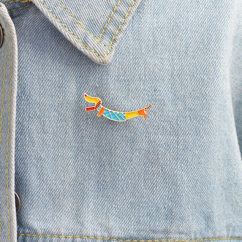 

Dachshund Pin Fashion Enamel Colorful Animal Brooch pin Backpack Bag Denim jacket Lapel Icon Badge Jewelry for Dog onwer Gift