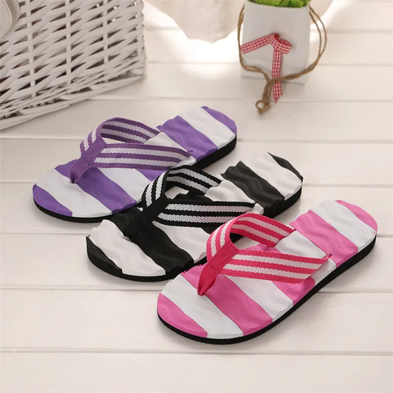 

Teen Kids Boys Slippers Sandals Girls Casual Flip Flops Women Man Home Slippers Shoes Beach Bath Swim Shoes Stripped EVA Flat