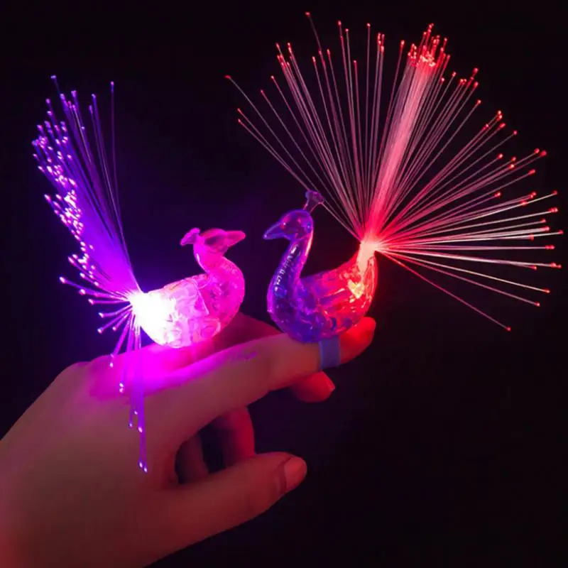 

2PC Peacock Finger Light Colorful LED Light Up Rings Party Gadgets Kids Intelligent Toy for Party Gift Color Random