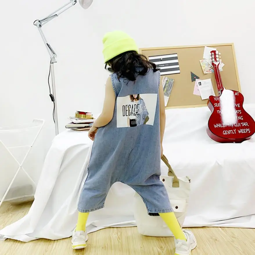 

Teenage girls denim jumpsuits 2019 summer new fashion loose cotton back print sleeveless overalls Onesies children clothes ws876