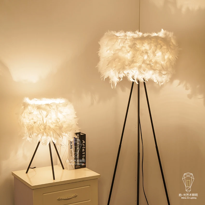bedside lamp feathers Table Lamps The NEW fashion design wedding room