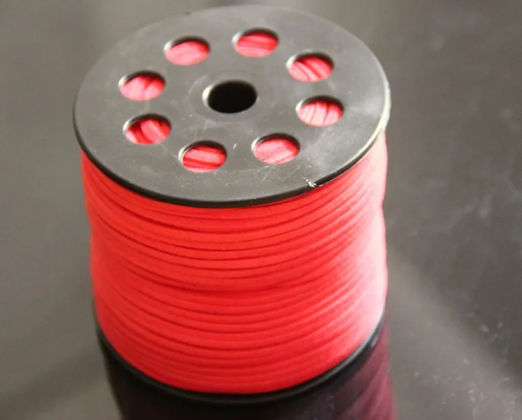 

Бесплатная доставка, 100 ярдов, 92 метра, 3*1,5 мм, кораллово-красный, плоская искусственная кожа, подходит для нексаки или браслета