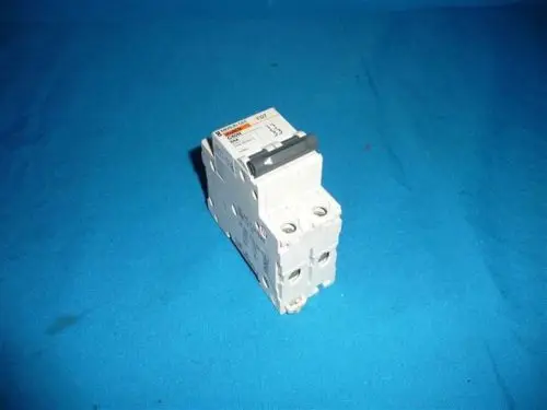 

DHL/EMS Merlin Gerin multi 9 C60N D6A 2 Pole Circuit Breaker 415VAC 10kA -A1