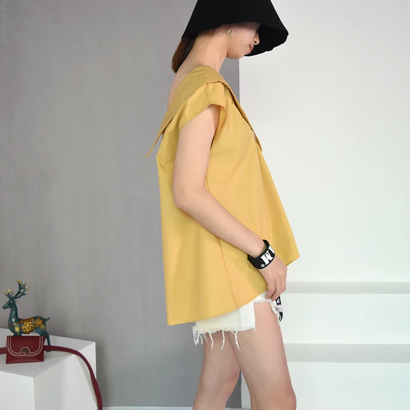 [EAM] 2019 New Spring Solid Color V-collar Black Khaki Irregular Loose Shirt Women Fashion Tide J49501