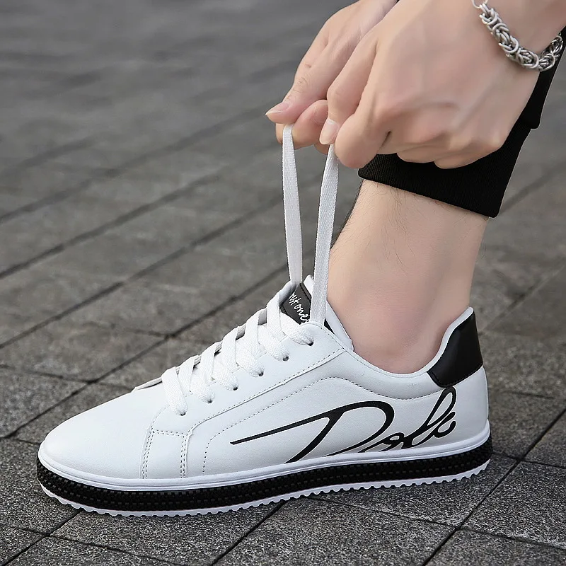 

2019 new breathable fashion men's and women's Korean shoes Casual shoes white shipping Male summer