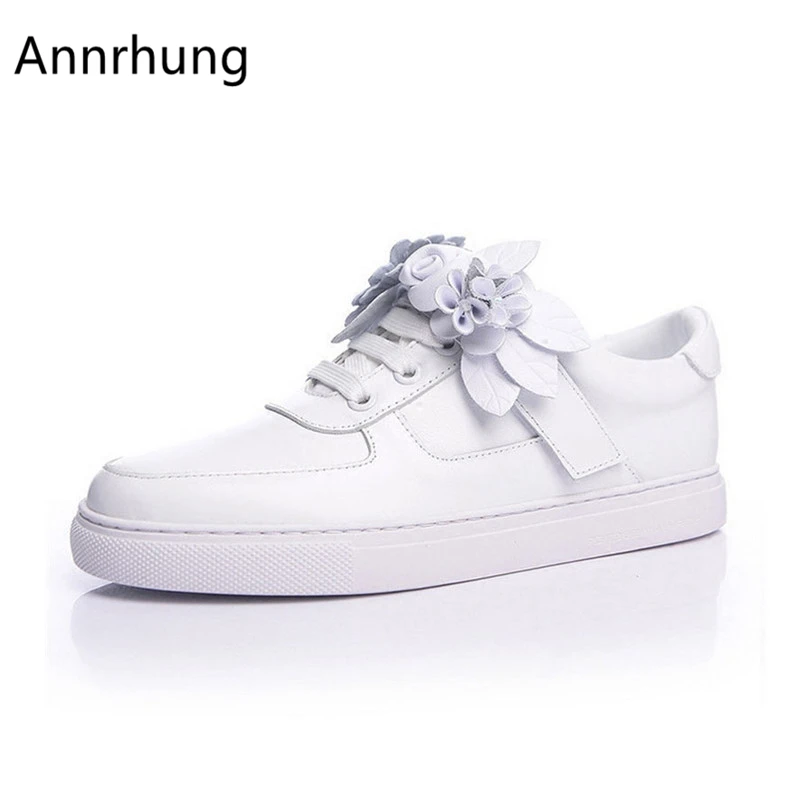

Flower Decor White Casual Shoes Women Round Toe Hook-Loop Flats Fashion Outdoor Mules Silver White Slingback Shoes For Women